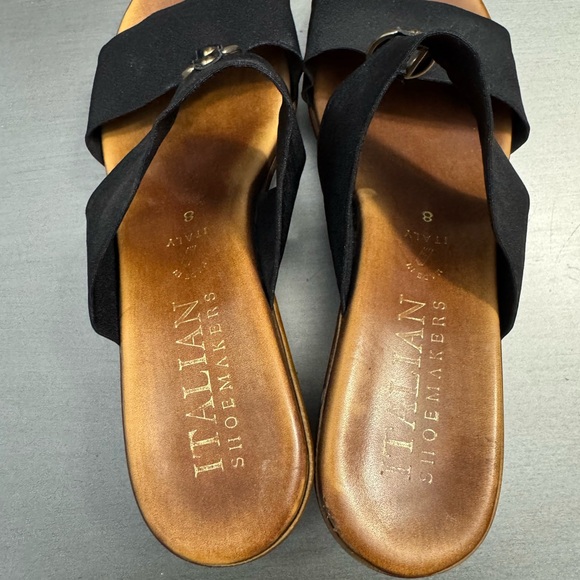 Italian Shoemakers Black and Brown Sandals - Picture 5 of 6